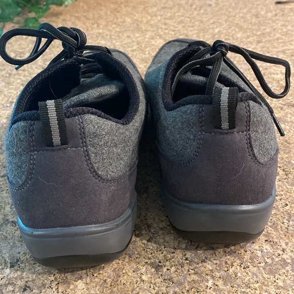 Orthofeet Sierra 711 Casual Walking Shoes Sneakers 8.5 Medium Dark Gray Wool - Picture 4 of 17